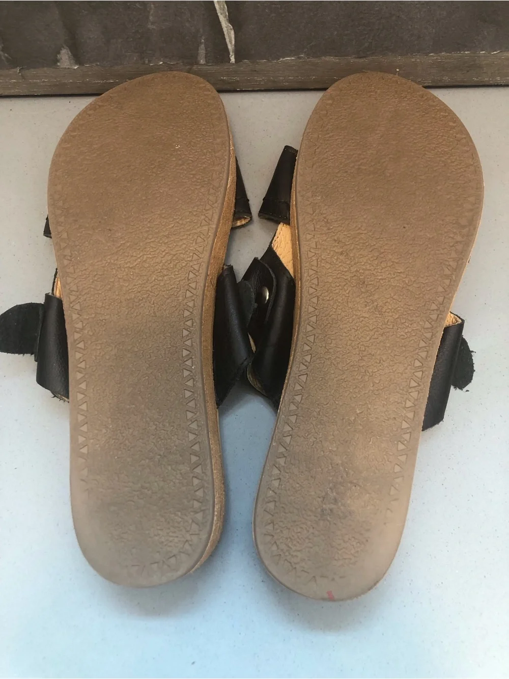 Musse & Cloud Sandals sz 10